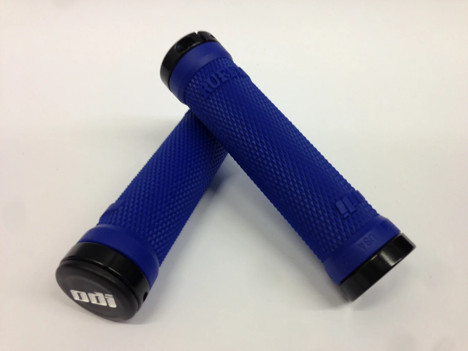 ODI Ruffian Lock-On Grips Bright Blue Lenkergriffe